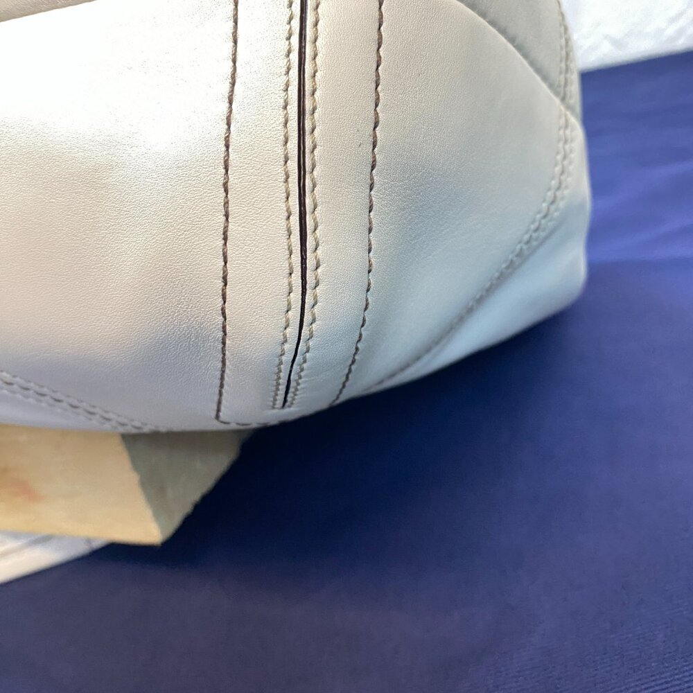 Coach Legacy Leather Pocket Tote | Cindy 🤍  Buckle Front Multi-Compartment 6468 - Picture 13 of 16